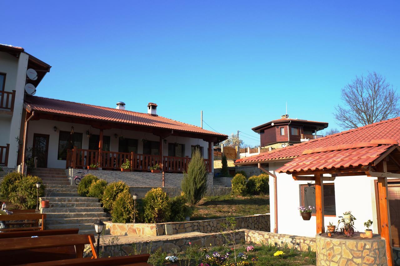 فندق Family Complex Krisbo Donkovtsi المظهر الخارجي الصورة