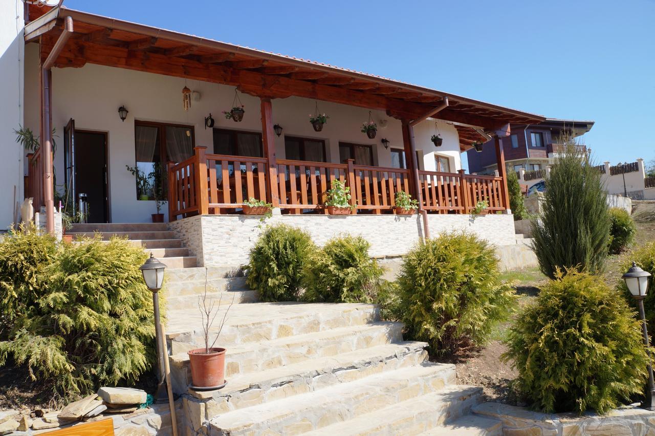 فندق Family Complex Krisbo Donkovtsi المظهر الخارجي الصورة