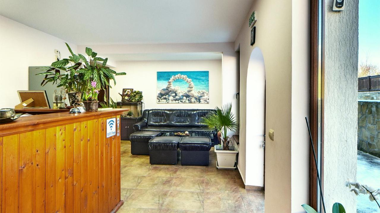 فندق Family Complex Krisbo Donkovtsi المظهر الخارجي الصورة